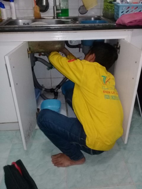 Cách sửa vòi nước rò rỉ tại nhà – Thợ sửa vòi nước chuyên nghiệp