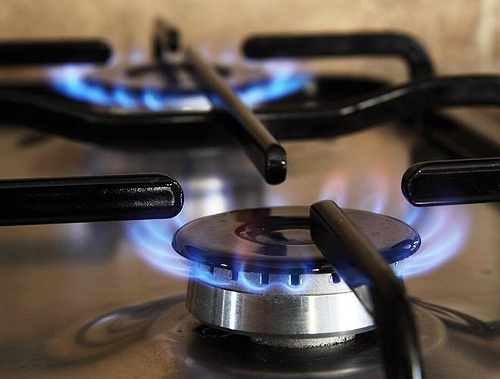 Lửa bếp gas không đỏ đều