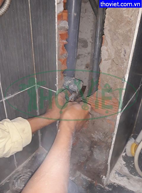 Hướng dẫn sửa ống nước âm tường rò rỉ đơn giản, hiệu quả tại nhà